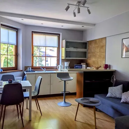 24 Apartmán