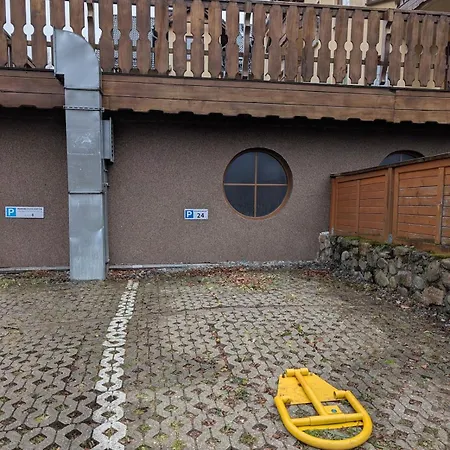 24 Apartmán *