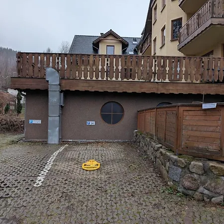 24 Apartmán